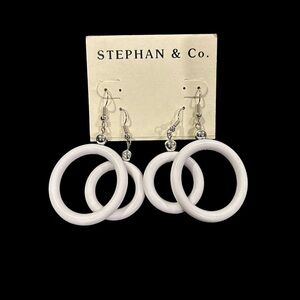Stephan & Co. White a Retro Style White Double Pair Round Pierced Earrings